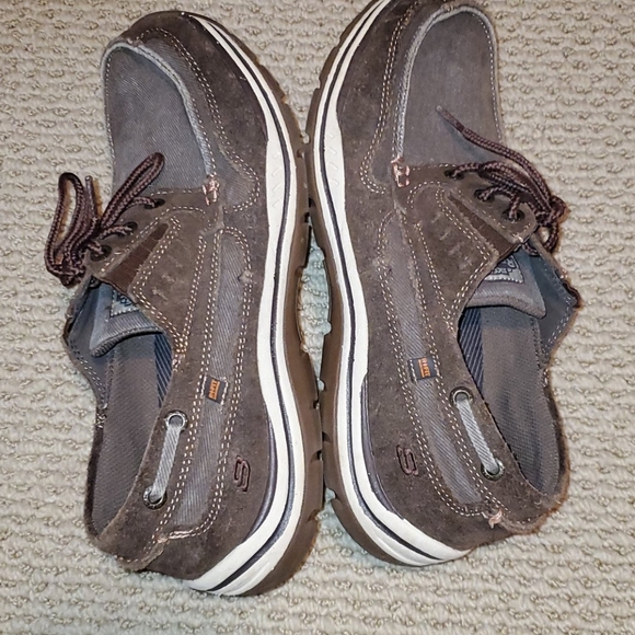 SKECHER'S BOAT SHOES- LAST CALL💙 - Picture 3 of 8